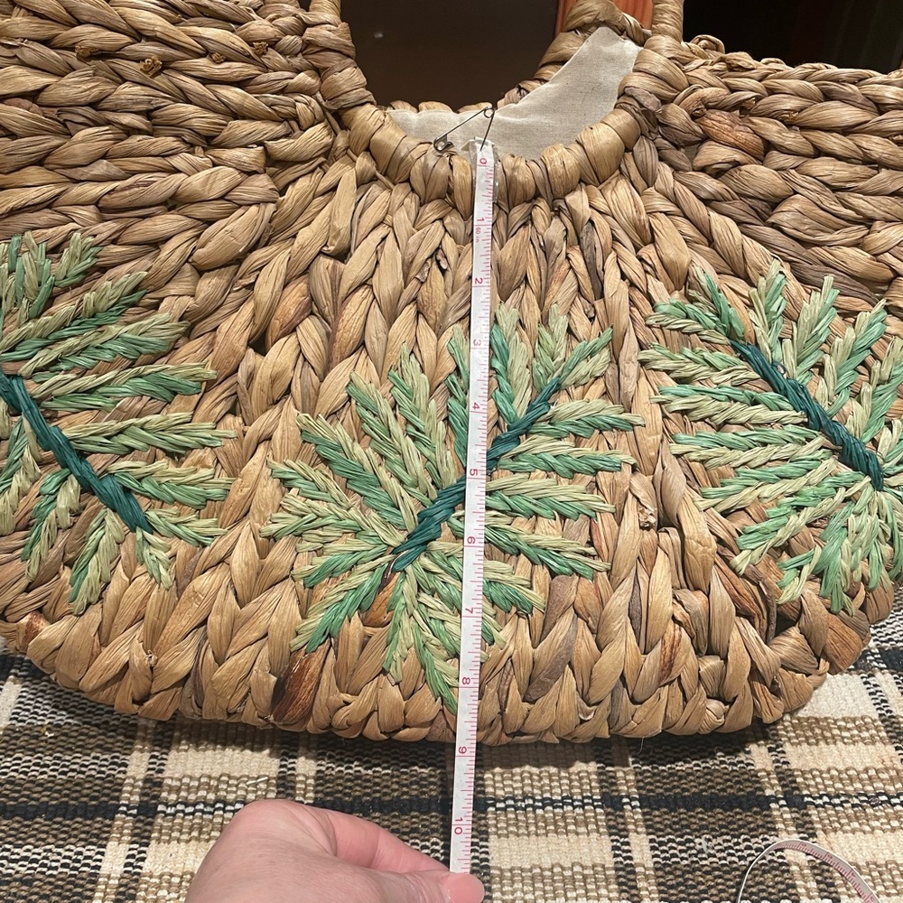 Straw Studios palm leaves purse - Picture 9 of 11